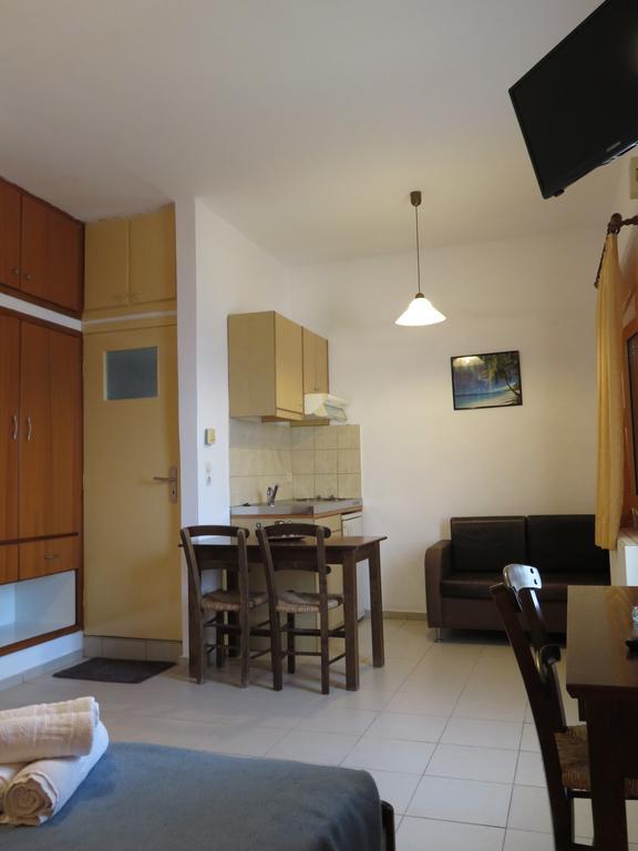 Frosso'S Sea Apartments Kokkini Hani Exterior foto