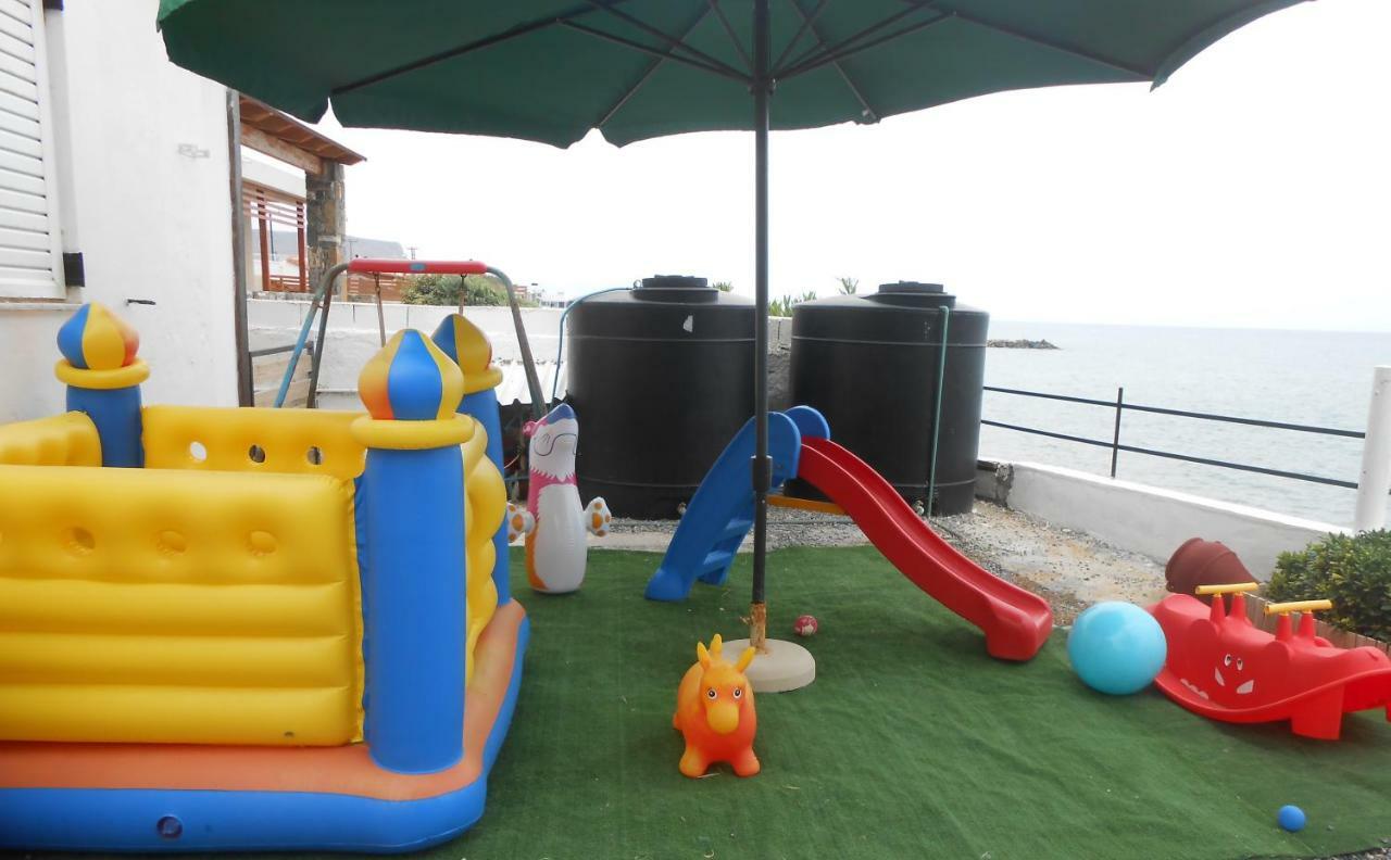 Frosso'S Sea Apartments Kokkini Hani Exterior foto